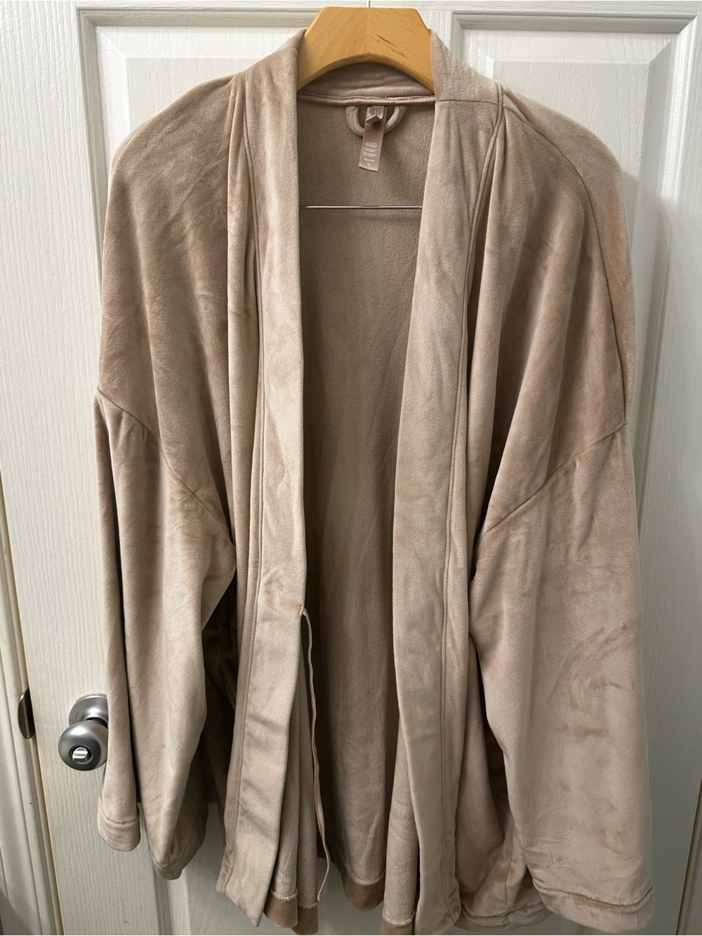 Skims Neutral Plush Open-Front Robe with Drape Collar